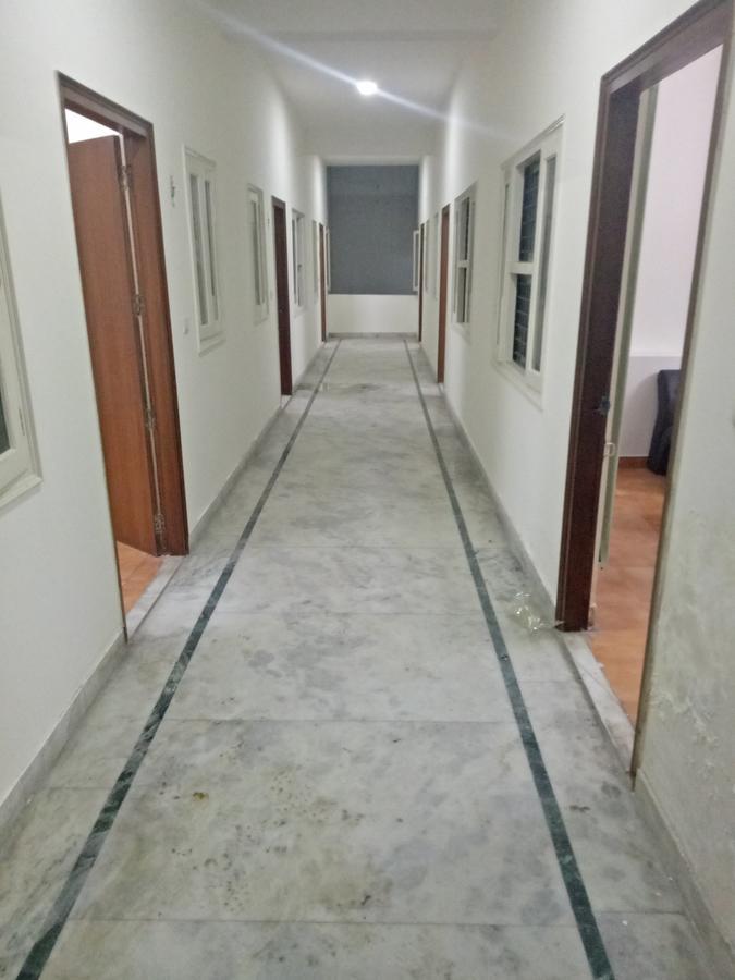 Hotel Nathu Palace New Delhi Exterior photo